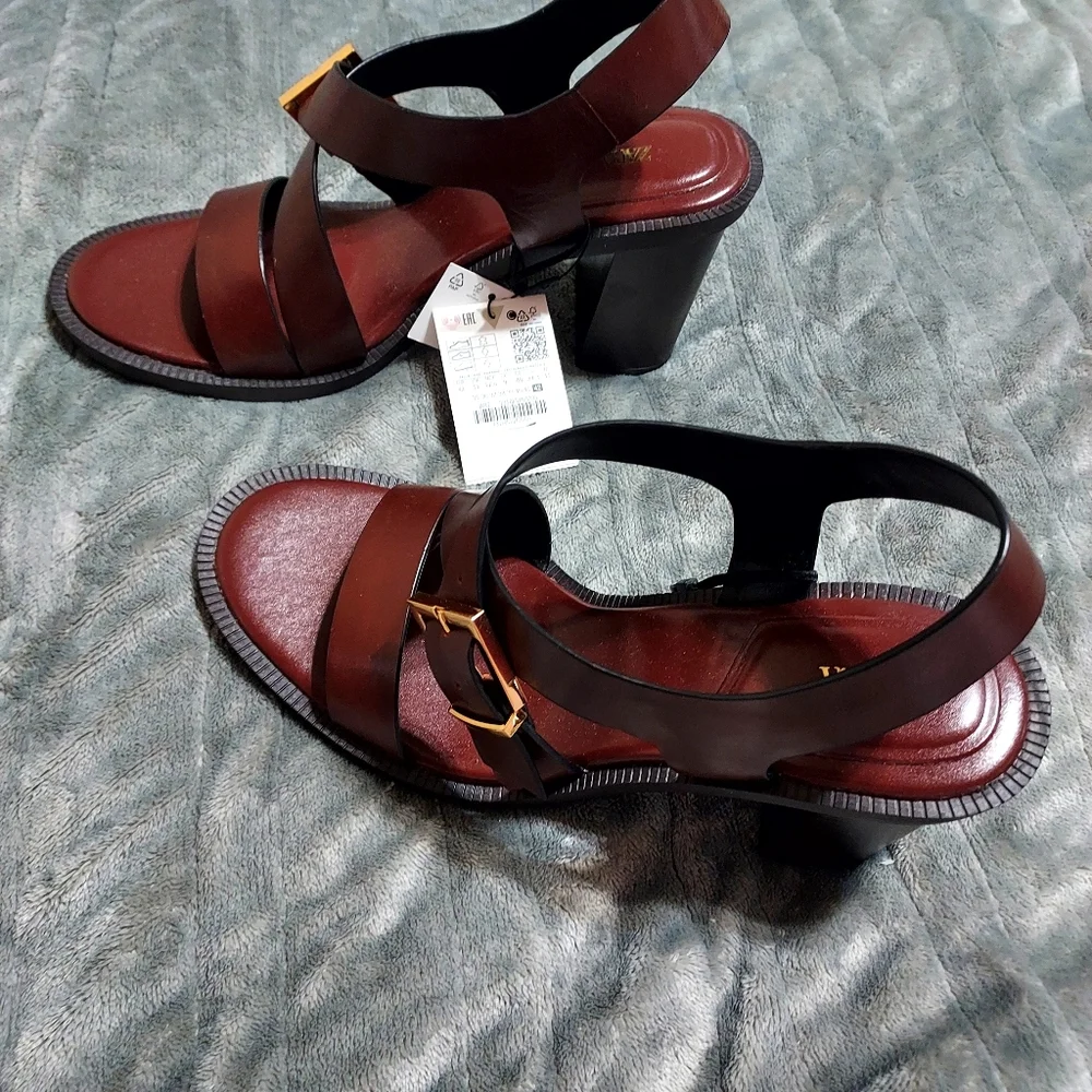 Zara Brown Leather Buckled Heeled Sandals Sz-11